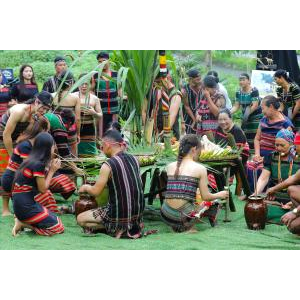 Lễ sum họp cộng đồng của đồng bào M’nông