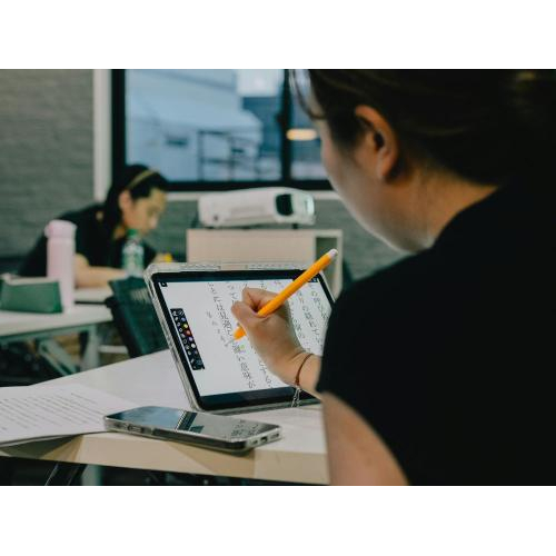 3. Kỹ năng số - Vũ khí cạnh tranh của sinh viên trong thời đại mới