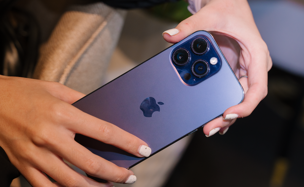 Mặt kính cường lực Ceramic Shield