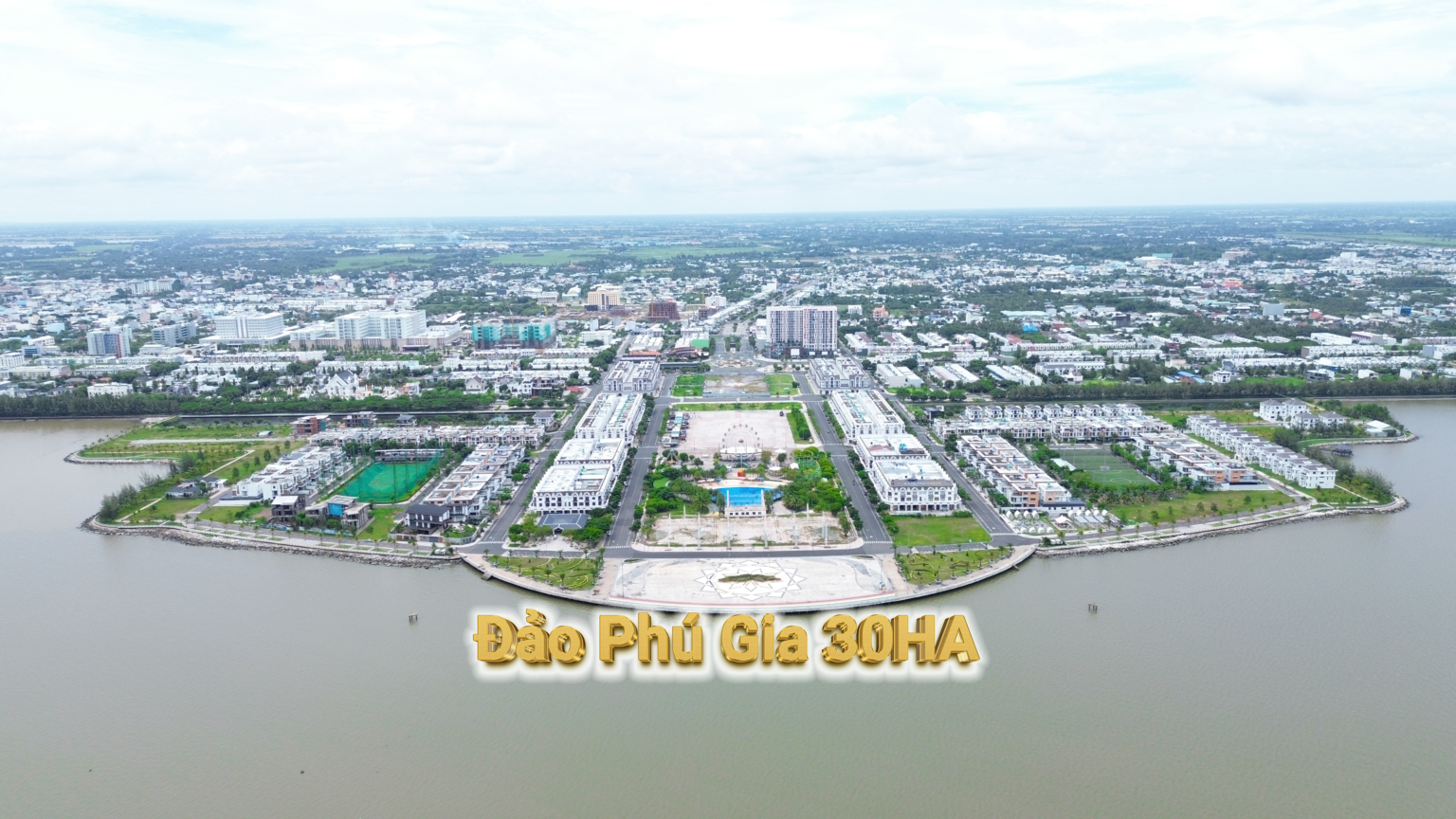 2. Đảo Phú Gia